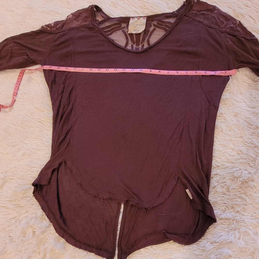FREE PEOPLE Red Lace Long Sleeve Top with Back Slit Size Medium casual crewneck
